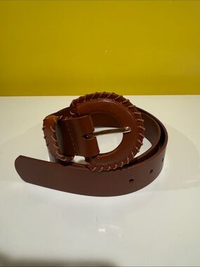NWT Loft buckle stitch leather belt.